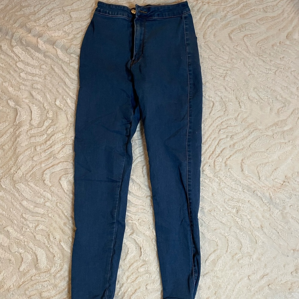 ALL JEANS EACH $10, American Eagle, Levi’s, Zara, Fashion Nova, Talbots, GAP